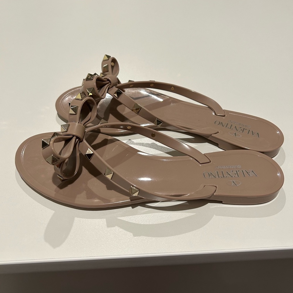 Valentino Women's Summer Rockstud Thong Sandals